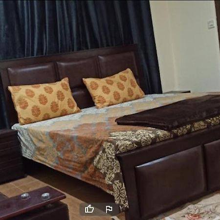 Evergreen Inn Rawalpindi Exterior photo